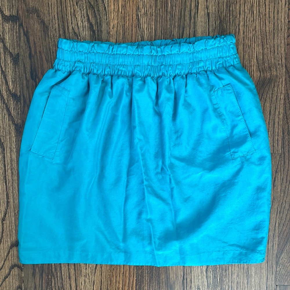 Club Monaco Teal Blue Silk Skirt with Elastic Waist and Pockets!